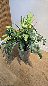 Planta Artificial Samambaia 60cm + Kit Vaso Bege 30cm